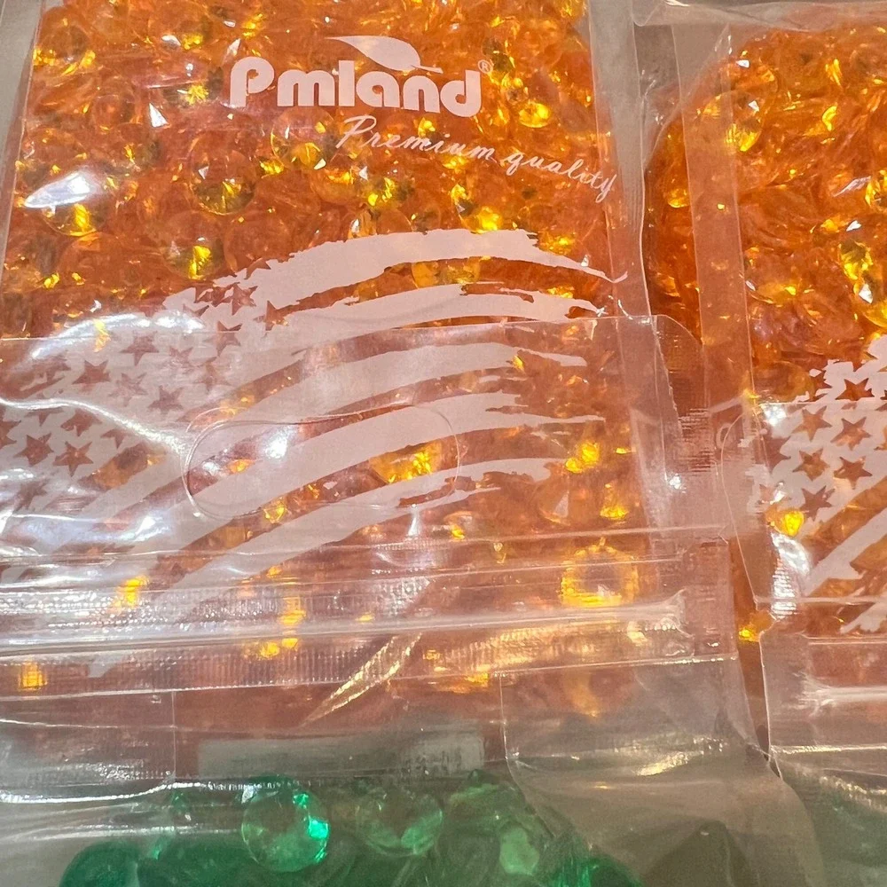 PMLAND 10mm Acrylic Diamond Vase Filler Green Orange 4 Bags 2400pc Table Scatter